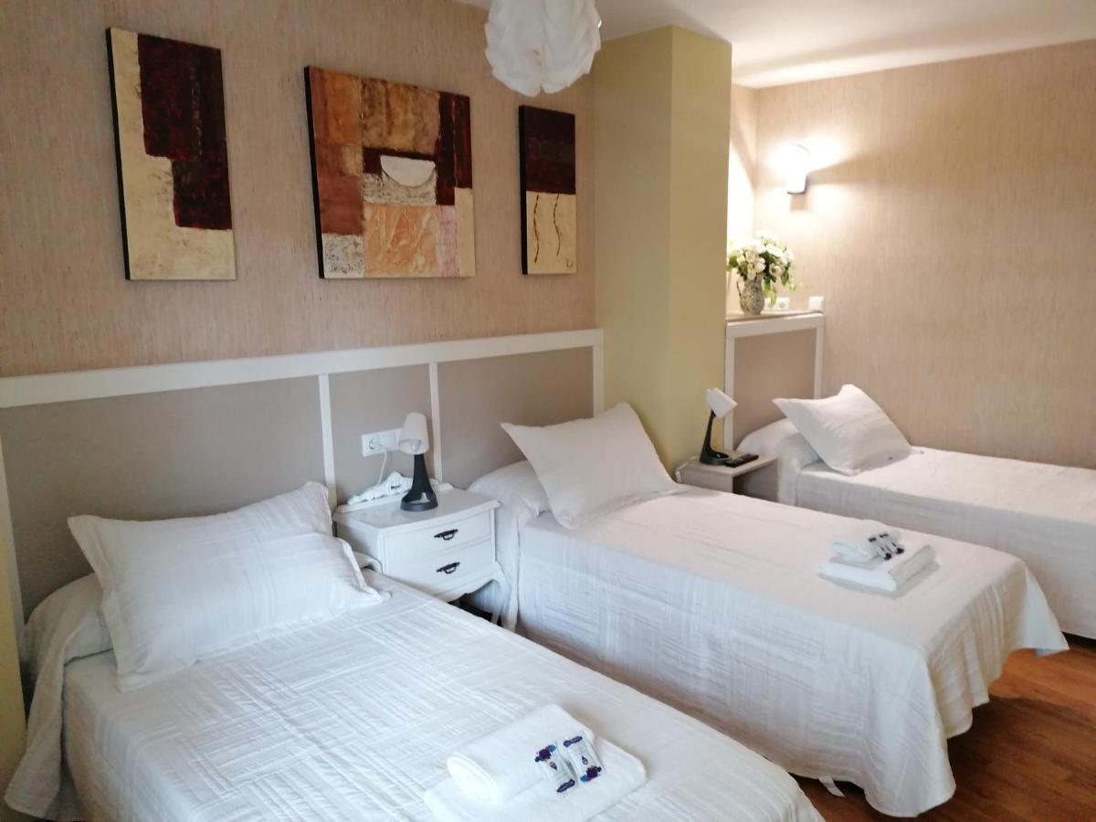 Hotel Cuatro Caminos Sarria Zewnętrze zdjęcie