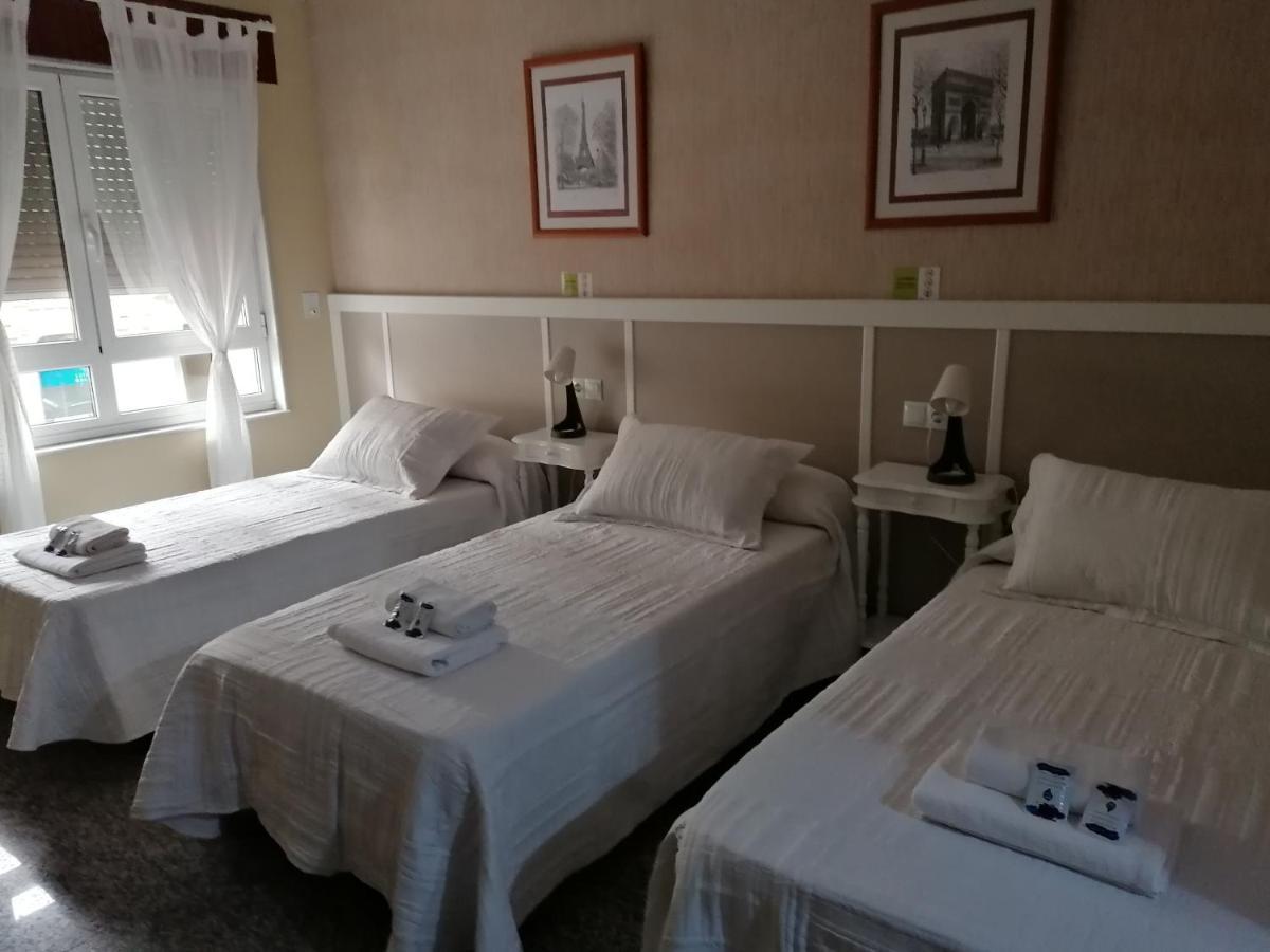 Hotel Cuatro Caminos Sarria Zewnętrze zdjęcie
